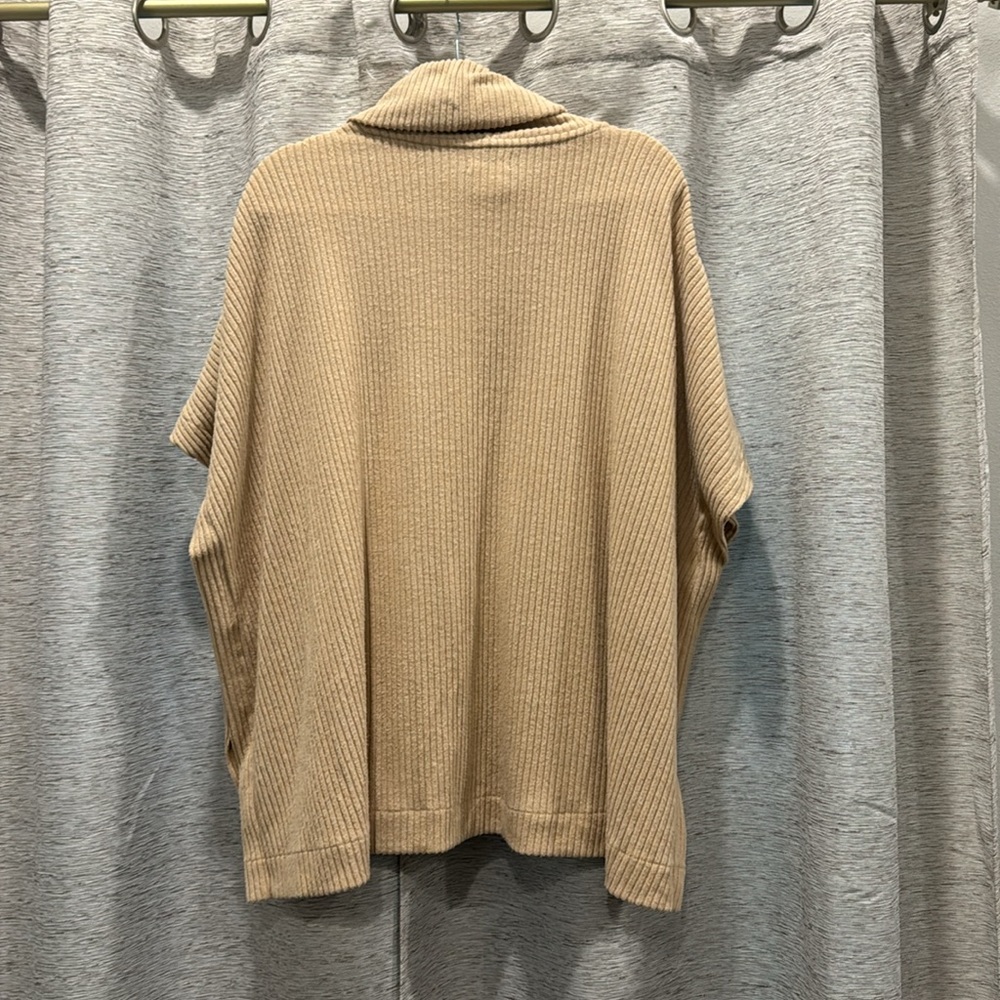 ⭐️2/$25⭐️Van Heusen sweater top - Picture 5 of 6
